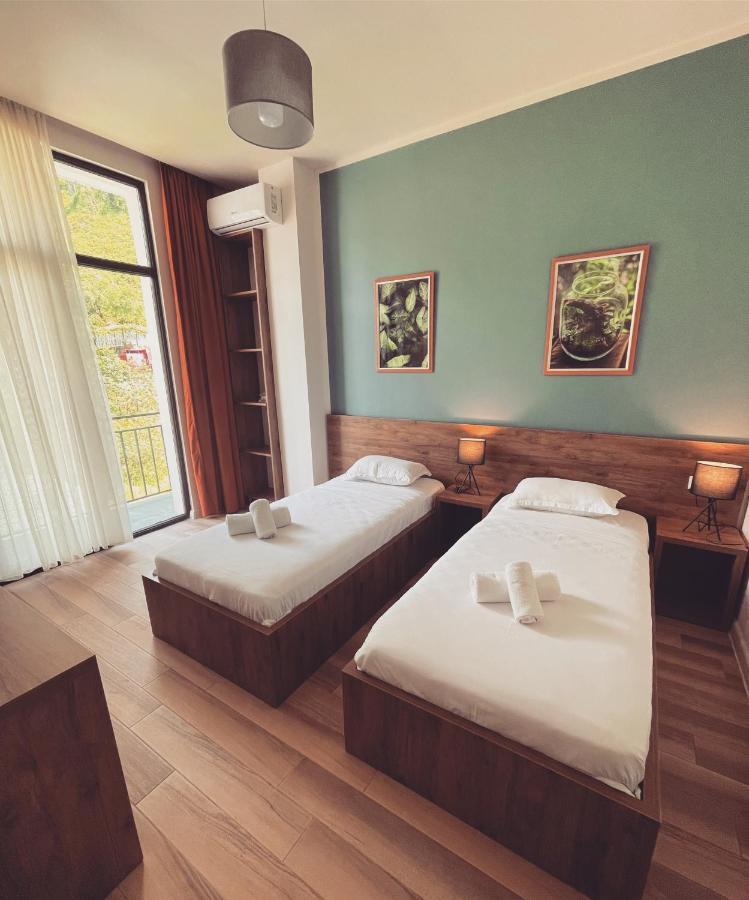 Großes Zweibettzimmer